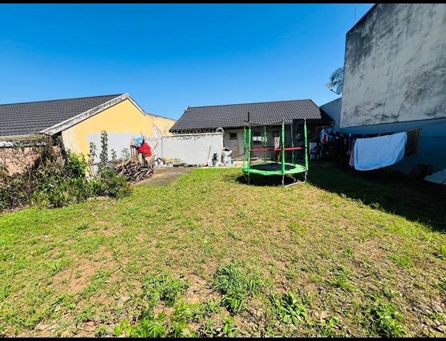 3 BEDROOM FREEHOLD FOR SALE IN NEWLANDS WEST
